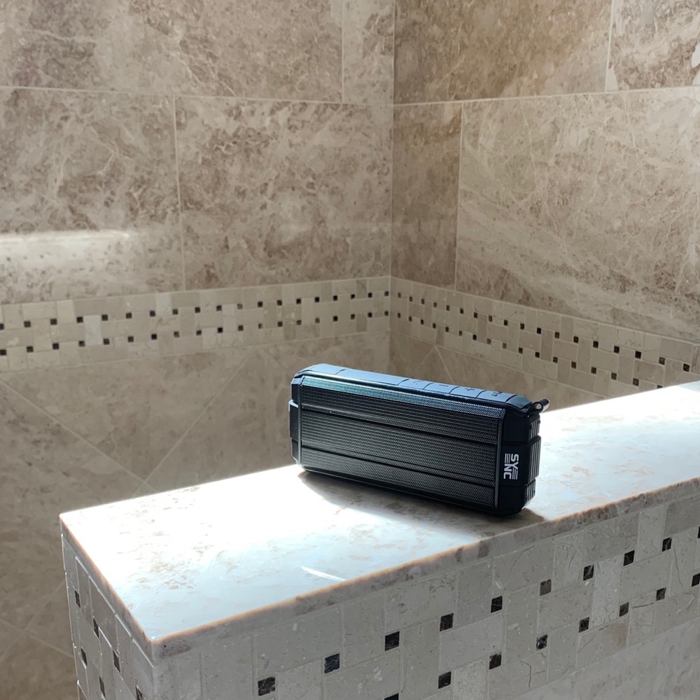 Waterproof Portable speaker